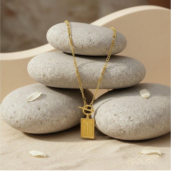 Gold Cross Necklace for Women Chunky Toggle Pendant Faith Gift - Picture 3 of 6